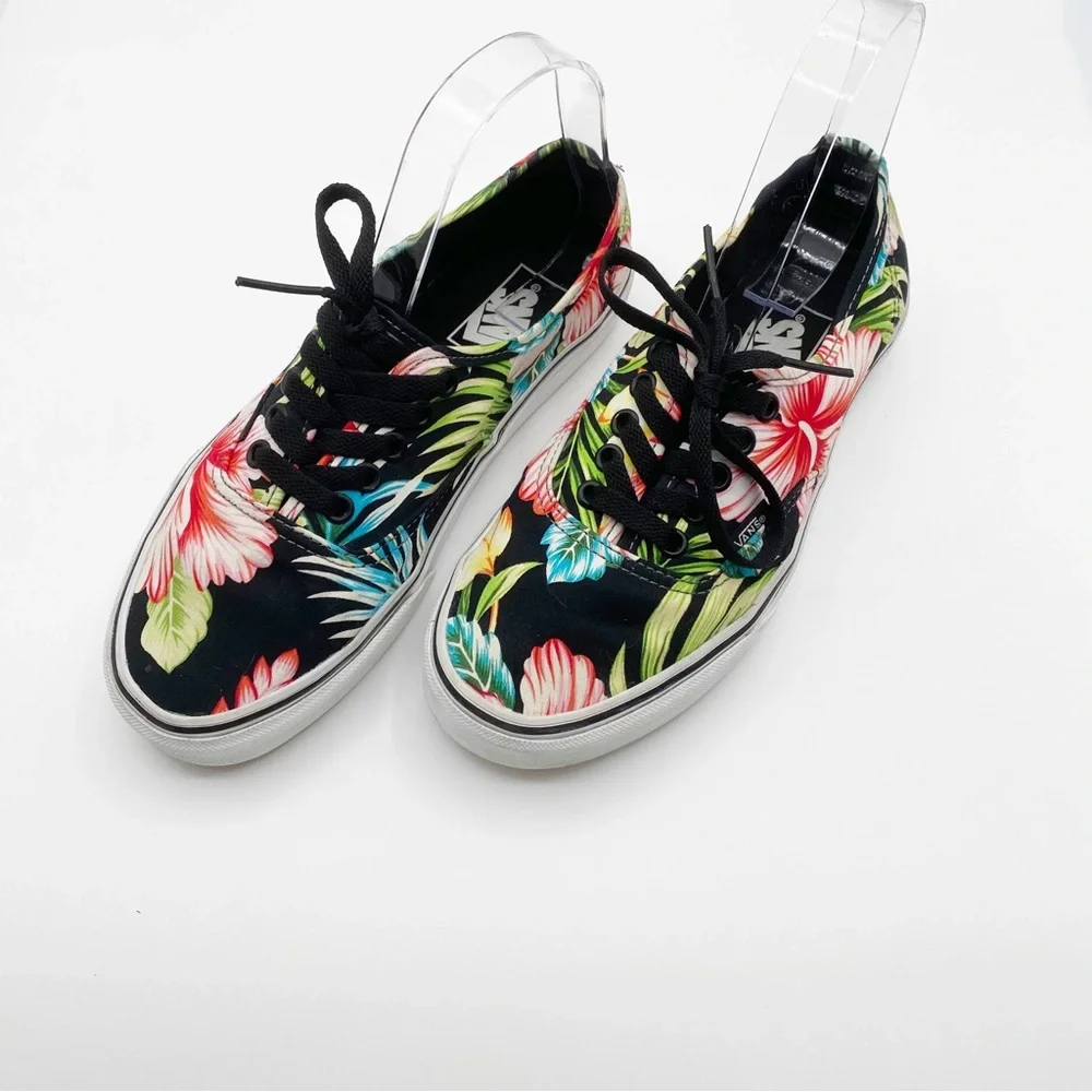 Vans Hawaiian Floral Print Sneakers Casual Black Pink Size 8 women and 6.5 men
